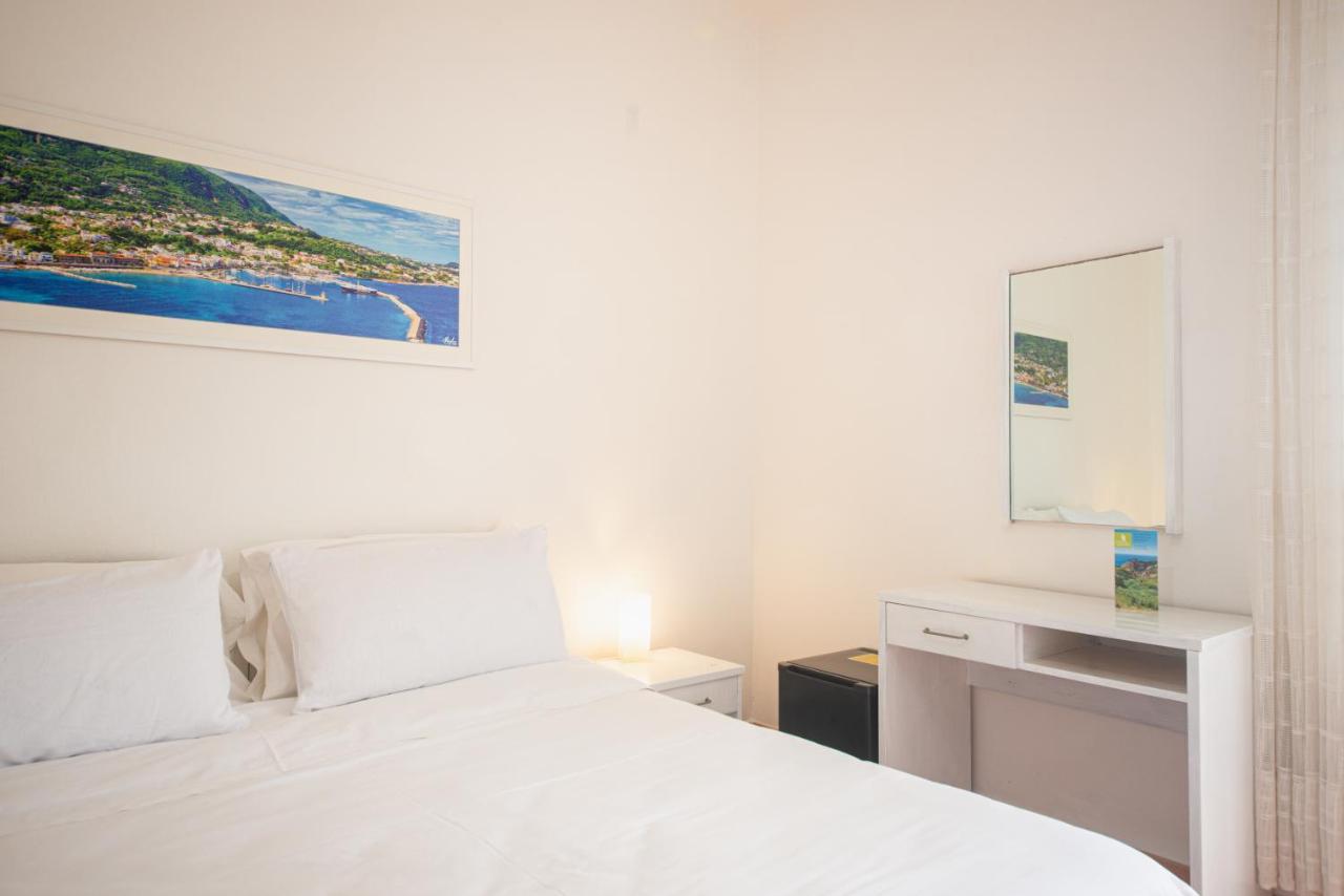 Villa Bina Sea Hotel Sant'Angelo  Luaran gambar